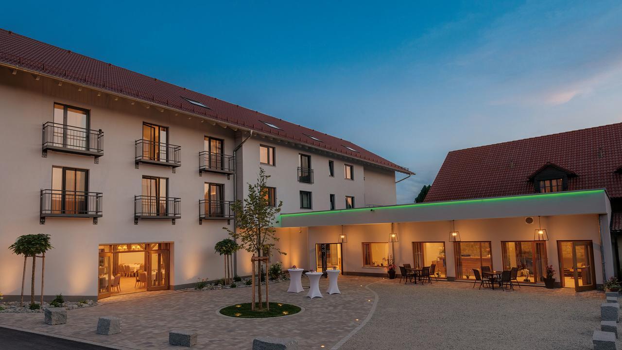Gasthaus Forster Am See - Eching Bei Landshut Esterno foto